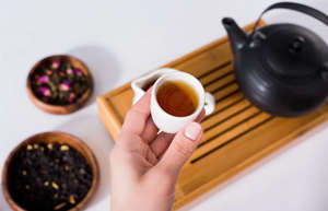 茶的寒热性，适合喝茶的时间及4个禁忌