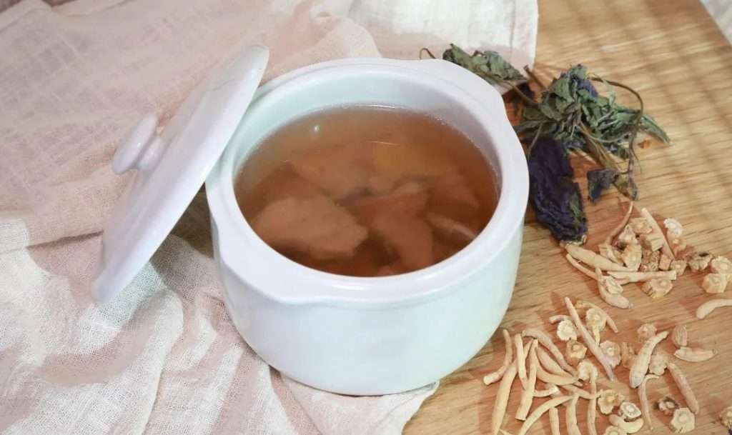 紫苏太子参瘦肉汤
