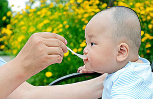 10个月的宝宝吃什么辅食及量吃多少
