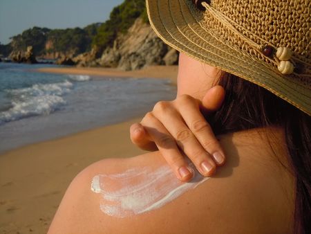 夏季防晒的重要性及有效方法